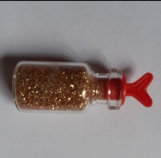 Glitter%203%20Pieces%20bottles%20%20for%20Crafting-%20Golden%20Colour%20-%20Image%208