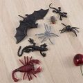 Plastic Realistic Bugs, Spider Bat Cockroach Insect Toys for Halloween Party (3+ age). 