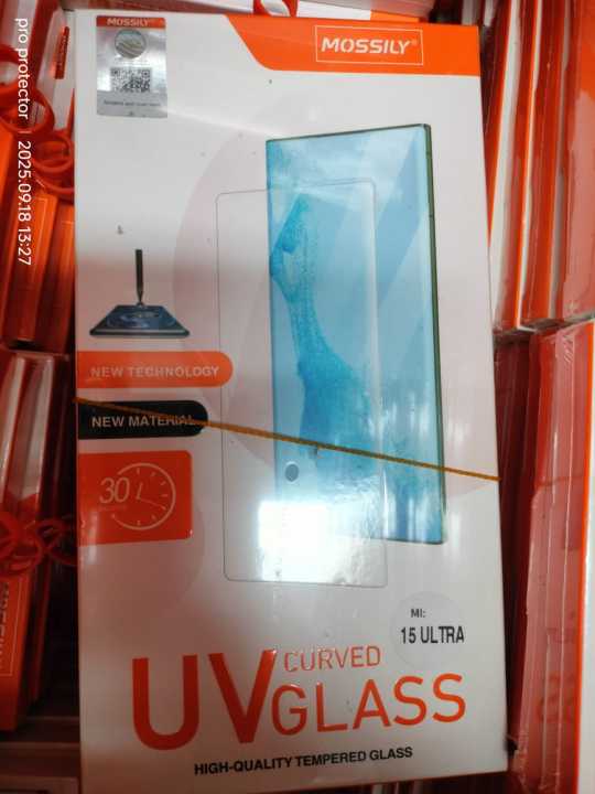 Xiaomi%2015%20Ultra%20Mossily%20UV%20Glue%20Curved%20Tempered%20Glass%20Screen%20Protector%20with%20kit%20-%20Image%203