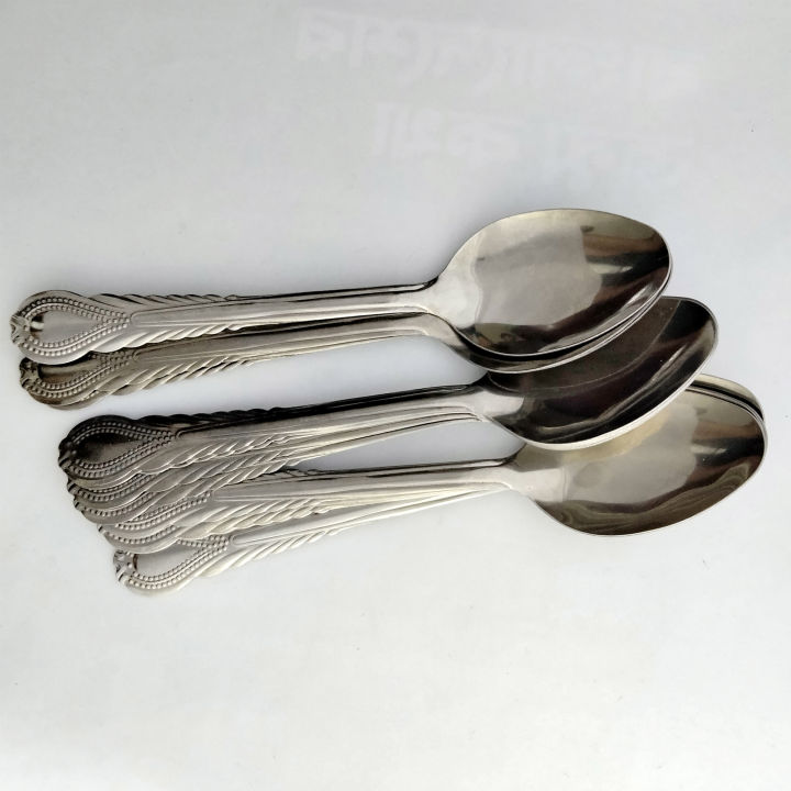 Light%20Weight%20Table%20Spoon%20Set%20of%2012%20Pcs%20(Specially%20for%20Party/Caterers)%20-%20Image%205