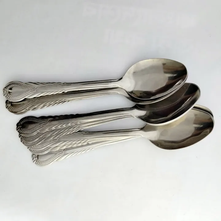 Light%20Weight%20Table%20Spoon%20Set%20of%2012%20Pcs%20(Specially%20for%20Party/Caterers)%20-%20Image%205