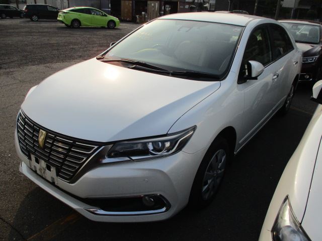 TOYOTA  PREMIO Year: 2017