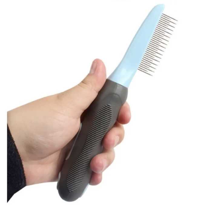 Cat Comb Massage Cat