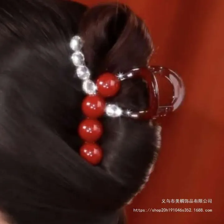 High%20end%20bean%20hair%20clip%20with%20Chinese%20style%20red%20color%20simple%20elegant%20grip%20headband%20light%20and%20versatile%20at%20back%20of%20the%20head%20-%20Image%202