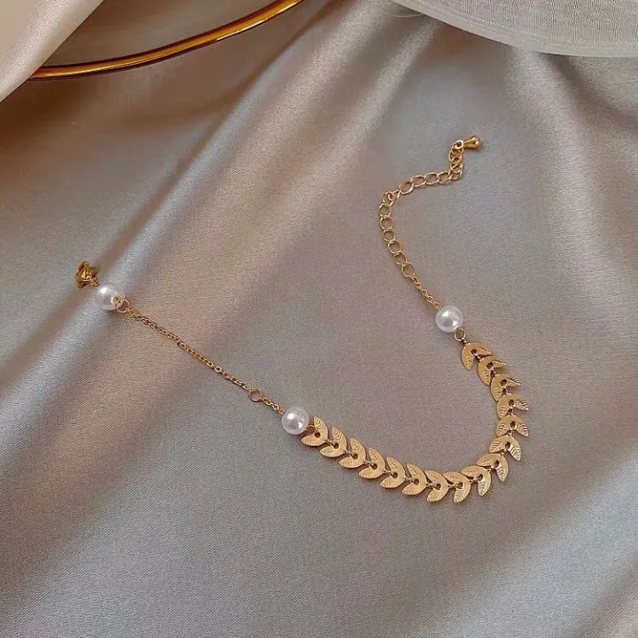 Trendy%20Fashionable%20Pearl%20Leaf%20Chain%20Golden%20Bracelets%20for%20Girls%20Charm%20Jewelry%20-%20Bracelet%20for%20Women%20Simple%20Fashion%20New%20Collection%20-%20Image%2010