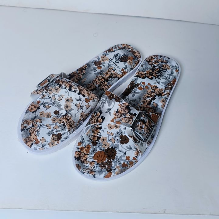 Exclusive%20Design%20Women%20Rubber%20Slides%20Sandel%20Shoes%20Multy%20Colour%20&%20Design%20-%20Image%204