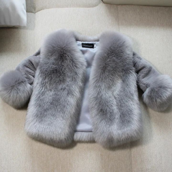 Girls%20Fur%20Coat%20Jacket%20Cotton%20Outwear%20Overcoat%202023%20Fuzzy%20Warm%20Thicken%20Plus%20Velvet%20Winter%20Autumn%20Christmas%20Children's%20Clothing%20-%20Image%204