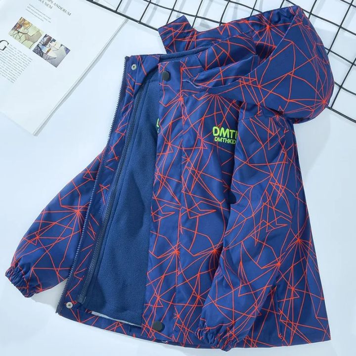 New autumn children Waterproof Windbreaker boys detachable outdoor windbreaker plush jacket coat winter thicken hooded clothes