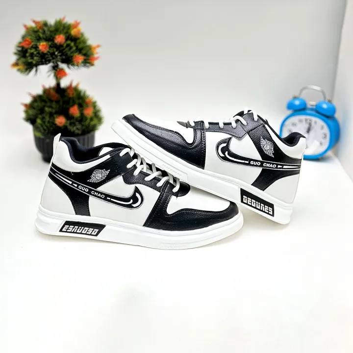 Hot%20Collection%20Stylish%20and%20Fashionable%20Low%20Top%20Summer%20and%20Winter%20Exclusive%20Converse%20Sneakers%20for%20Men%20-%20Comfortable%20and%20Suitable%20for%20All%20Seasons%20-%20Image%204
