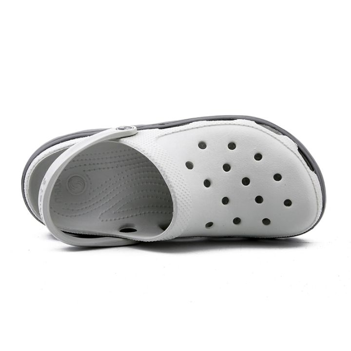 2022%20Men%20Sandals%20Women%20Casual%20Summer%20High%20Quality%20Rubber%20Hole%20Shoes%20Clogs%20Lovers%20Home%20Garden%20Outdoor%20Beach%20Flat%20Slippers%20-%20Image%208