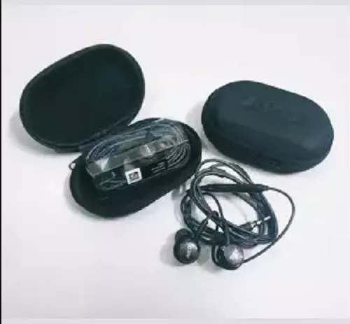 Super%20Bass%20Earphone%20With%20Pouch-%20A%20K%20G%20Samsung%20-%20Headphone%20-%20Headphone%20-%20Ear%20Phone%20-%20Earphone%20-%20Headphone%20-%20Image%202
