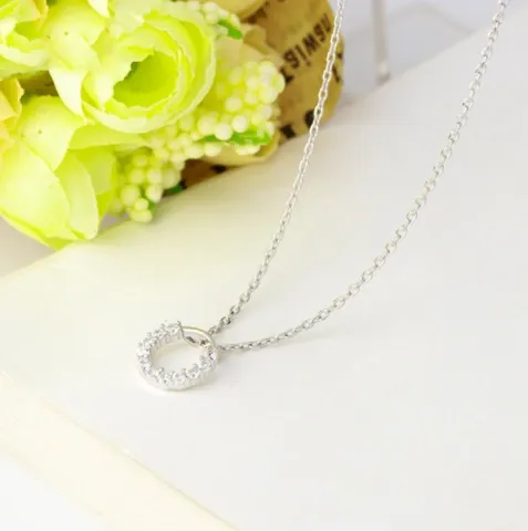 Locket%20Simple%20Design%20for%20Ladies%20Jewelry%20Accessory%20-%20Image%203