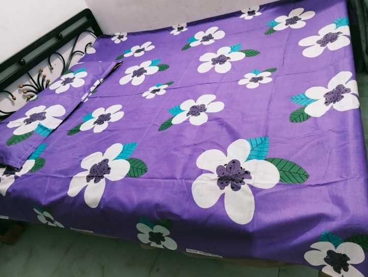 Cotton%20Fabric%20Printed%207%20by%208%20Feet%20Double%20King%20Size%20Bedsheet%20Set%20with%20Two%20Pillow%20Covers%20-%20Image%208