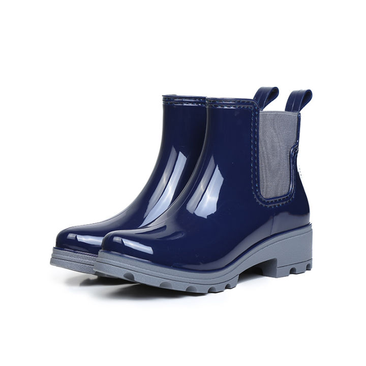 Water%20shoes%20manufacturers%20wholesale%20PVC%20fashion%20elasticated%20mid-heel%20short%20glossy%20thickened%20warm%20liner%20wear-resistant%20non-slip%20rain%20boots%20-%20Image%205