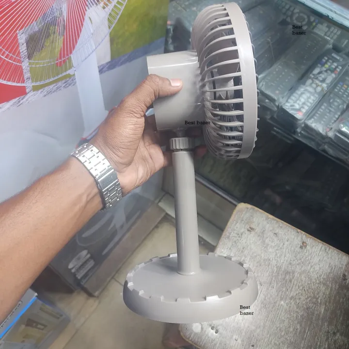 Joy%20Super%20JY-2218%20Professional%20Rechargeable%20Portable%20Mini%20Table%20Fan%20Strong%20Wind%20Left%20to%20Right%20Oscillating%20Angle%2045%20Degrees%20-%20AC/DC%20-%20Image%204