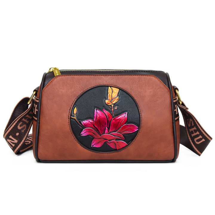 Ethnic%20style%20embossed%20painted%20mom%20bag%20female%202024%20new%20multi-layer%20one-shoulder%20crossbody%20large-capacity%20pillow%20bag%20-%20Image%205