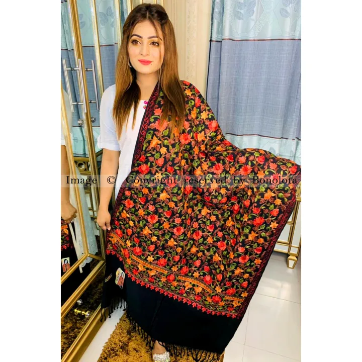 Kashmiri%20%20Poshmina%20shawl%20%7C%7C%20Women%20winter%20collection%20%7C%7C%20sal%20%7C%7C%20Bonolota%20-%20Image%202