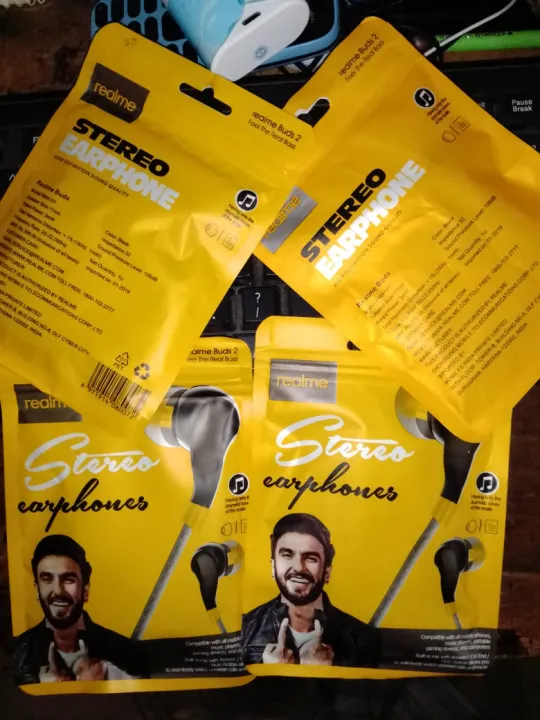 Realme%20Stereo%20Earphone%20high%20definition%20sound%20quality%20-%20Image%204