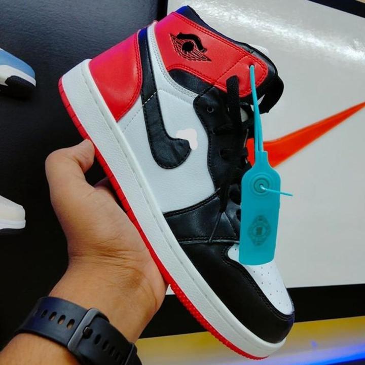 aj1 retro high red