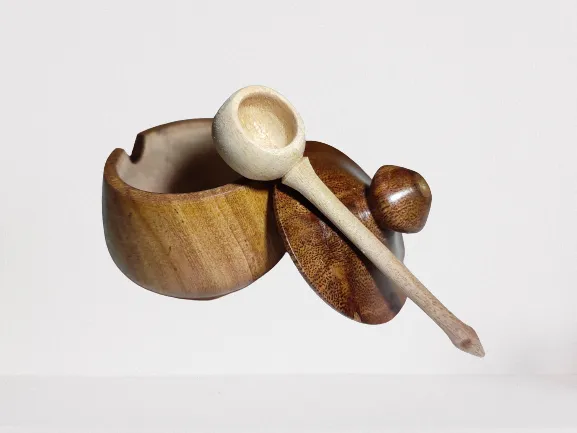 Wooden%20Salt%20Pot%20with%20Spoon%20and%20cover%20-%20Image%203