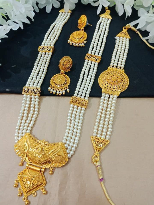 Gold%20Plated%20Exclusive%20&%20Uncommon%20Jewellery%20Set%20For%20Women%20-%20Image%203