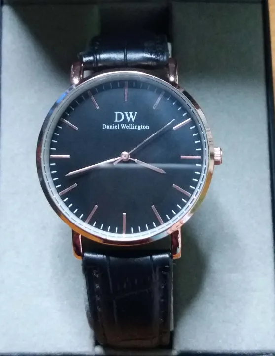 WD01%20Leather%20Analog%20Watch%20For%20Men%20-Gold%20-%20Image%202