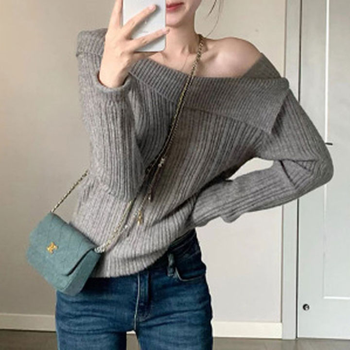 Design%20Sense%20Niche%20Thickened%20off-Shoulder%20Bottoming%20Shirt%20Women's%20Autumn%20and%20Winter%20High-Grade%20off-Shoulder%20Sweater%20Inner%20Sweater%20Top%20-%20Image%207