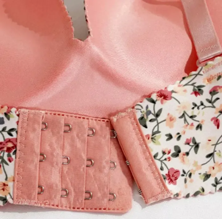 Imported%20Premium%20Floral%20Push%20Up%20Seamless%20Printed%20Bra%20for%20Women%20-%20Image%204