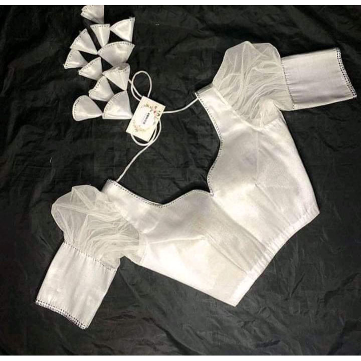 Blouse%20Design%20New%20Blouse%20Collection%20-%20Stay%20Fashionable%20&%20Comfortable%20with%20the%20Latest%20Trends%20in%20Blouse%20Designs%20-%20Image%202