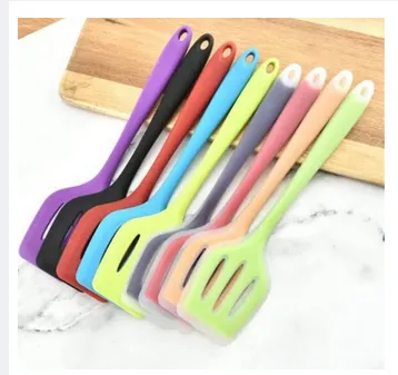 Good%20Quality%20Strong%20Beautiful%20Unique%20Design%20Nonstick%20Silicone%20Spoon%201Piece%20-%20Image%206