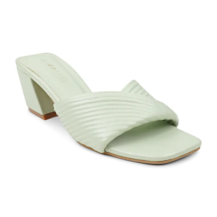 Bata%20MEADOW%20Low-Block%20Heel%20Sandal%20-%20Image%202