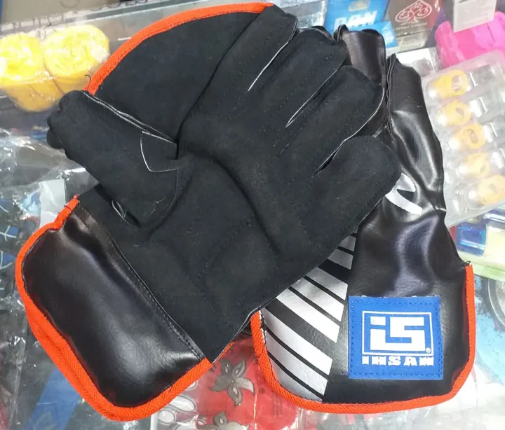 Cricket%20Keeping%20Gloves%20-%20Image%205