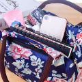 Waterproof and lightweight canas women's handbag, mom's small ch bag, mom's ch bag, work bag, lunch box, and bento bag.