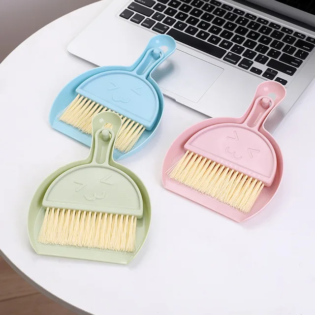 Dustpan%20and%20Brush%20Set,%201Pcs%20Mini%20Cleaning%20Dustpan%20and%20Broom%20Portable%20Sweeper%20with%20Hand%20Broom%20Brush%20for%20Computer%20-%20mop%20-%20Image%204