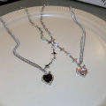 Y2K Sweet Cool Style Black Love Heart Pendant Necklace for Women Star Inlaid Rhinestone Clavicle Chain Asymmetric Necklace for Women Teen Girls Gift.