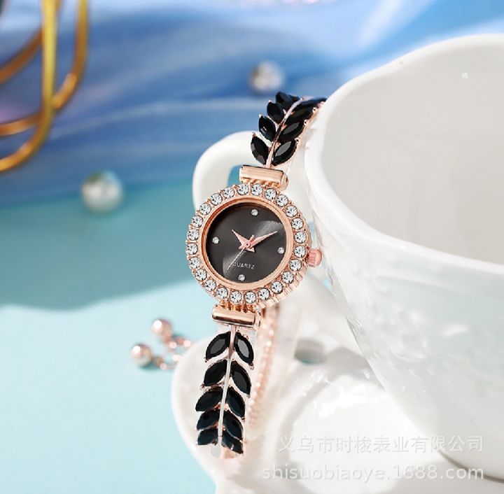 Luxury%20Beautiful%20Exclusive%20Stone%20watch%20for%20Ladies/Luxury%20Fashion%20Watch%20Casual%20Watch%20For%20Women%20-%20Image%202