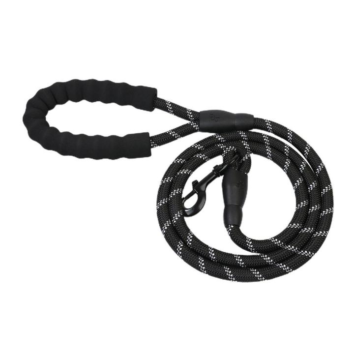 Curated visual reference: Picture Idea: Strong Dog Leash Handle And Highly Reflective Threads For Small