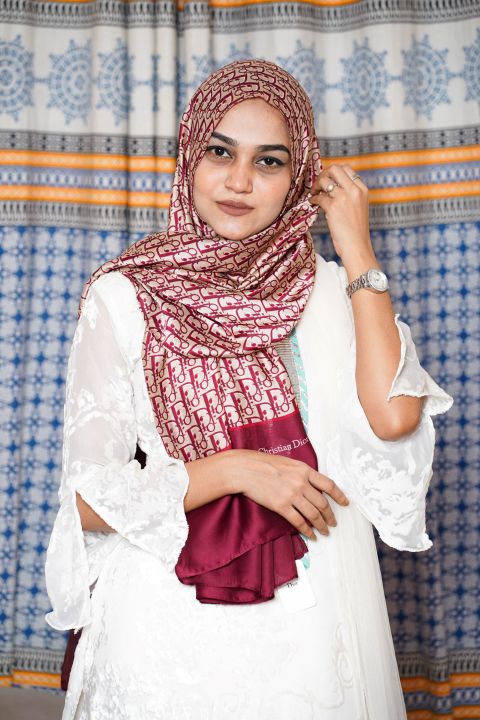 World%20Famous%20Luxuries%20Brand%20Dior%20women%20Scarf/Hijab%20-%20Image%204