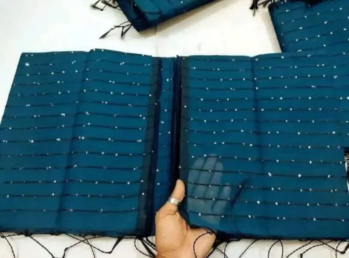 Cotton%20Saree%20For%20Women%20-%20Light%20Green%20Color%20-%20Comfortable%20to%20wear%20-%20Perefct%20For%20All%20Seasons%20and%20Occasions%20-%20Image%206
