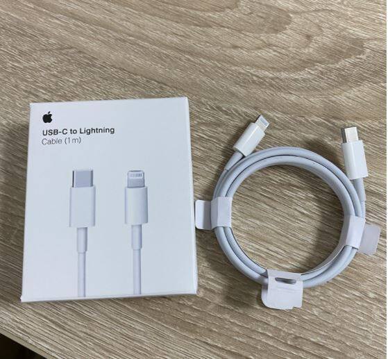 Type-C%20to%20Lightning%20PD%20Fast%20Charging%20Cable%2020W%20-%20Image%202