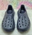 New Comfortable Summer Couple Hole Crocs SuperClogs Outdoor Beach Shoes Soft-Soled Non-Slip Breathable Sandals for Men. 