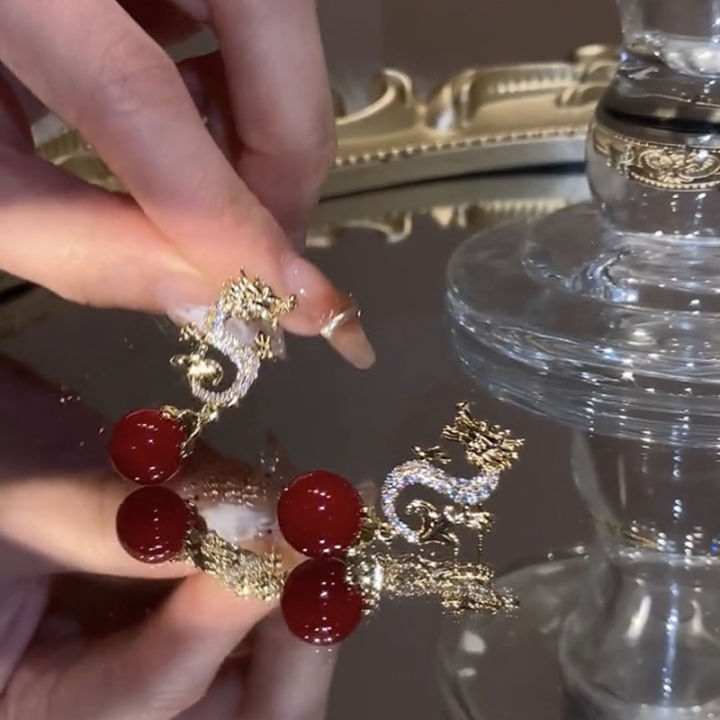 2024%20New%20Natal%20Year%20Zodiac%20Dragon%20Pearl%20Earrings%20Design%20Sense%20Festive%20Premium%20Sense%20Dragon%20Year%20Stud%20Earrings%20Female%20Eyerings%20-%20Image%202