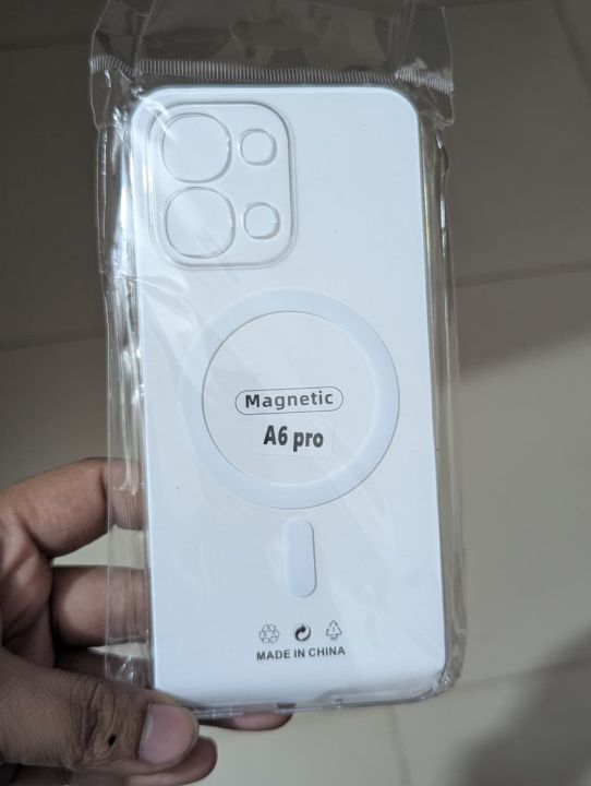 Oppo%20A6%20Pro/F31%20Clear%20case%20Non%20Yellowing%20(TPU%20+%20Tough%20Polycarbonate%20Back)%20-%20Image%202