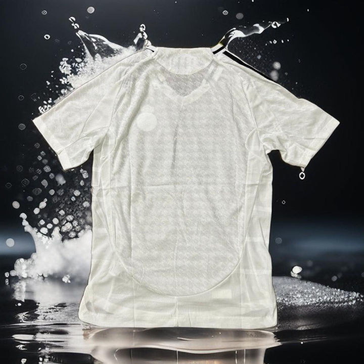 Real%20Madrid%2024/25%20Home%20Kit%20%E2%80%93%20Show%20Your%20Passion%20with%20Premium%20Quality%20-%20Image%202