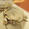 1p Deer Skull brooch pin buckle for men women outfit fashion accessories. 