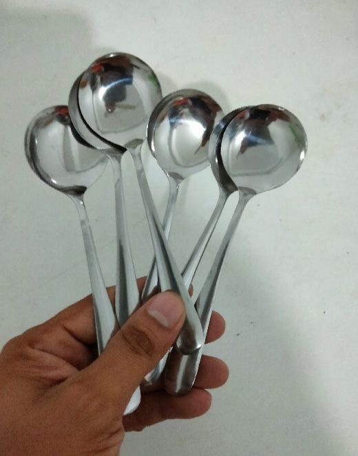 Stainless%20Stee%20Long%20Handle%20Spoon%20Round%20Soup%20Spoon%20Tea%20Set%206%20pcs%20-%20Image%202