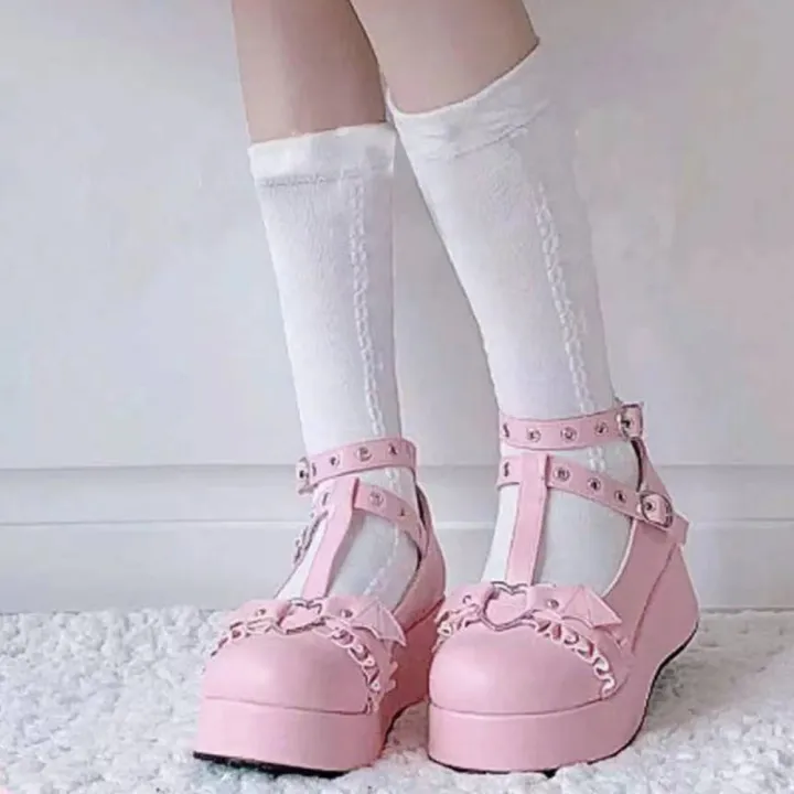 new%20Sweet%20Heart%20Buckle%20Wedges%20Mary%20Janes%20Women%20Pink%20T-Strap%20Chunky%20Platform%20Lolita%20Shoes%20Woman%20Punk%20Gothic%20Cosplay%20Shoes%2043%20House%20Foocus%20-%20Image%207