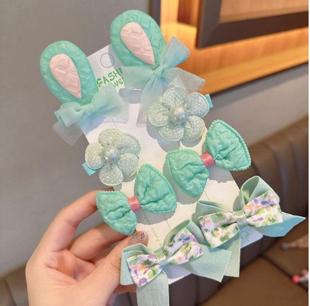 Stylish%208%20Pieces%20Trendy%20Hair%20Clip%20For%20Children%20%20Hair%20Accessories%20Imported%20From%20China%20-%20Image%207