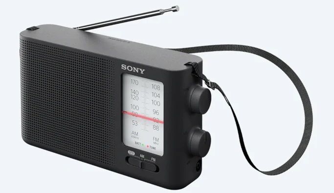 SONY_ICF-19%20%20Analog%20FM/AM%20Portable%20Radio%20-%20Image%203