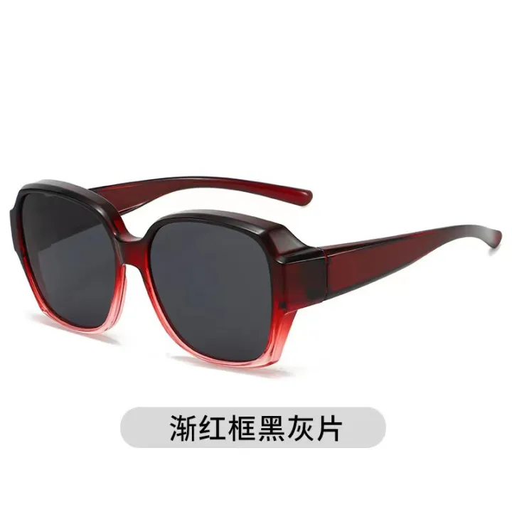 The%20new%20myopia%20glasses%20are%20equipped%20with%20sunglasses%20and%20women%20can%20wear%20sunglasses%20for%20myopia%20sunscreen%20and%20polarized%20driving%20sunglasses%20-%20Image%207